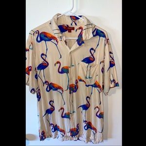 Men short sleeve soft button down Medium
